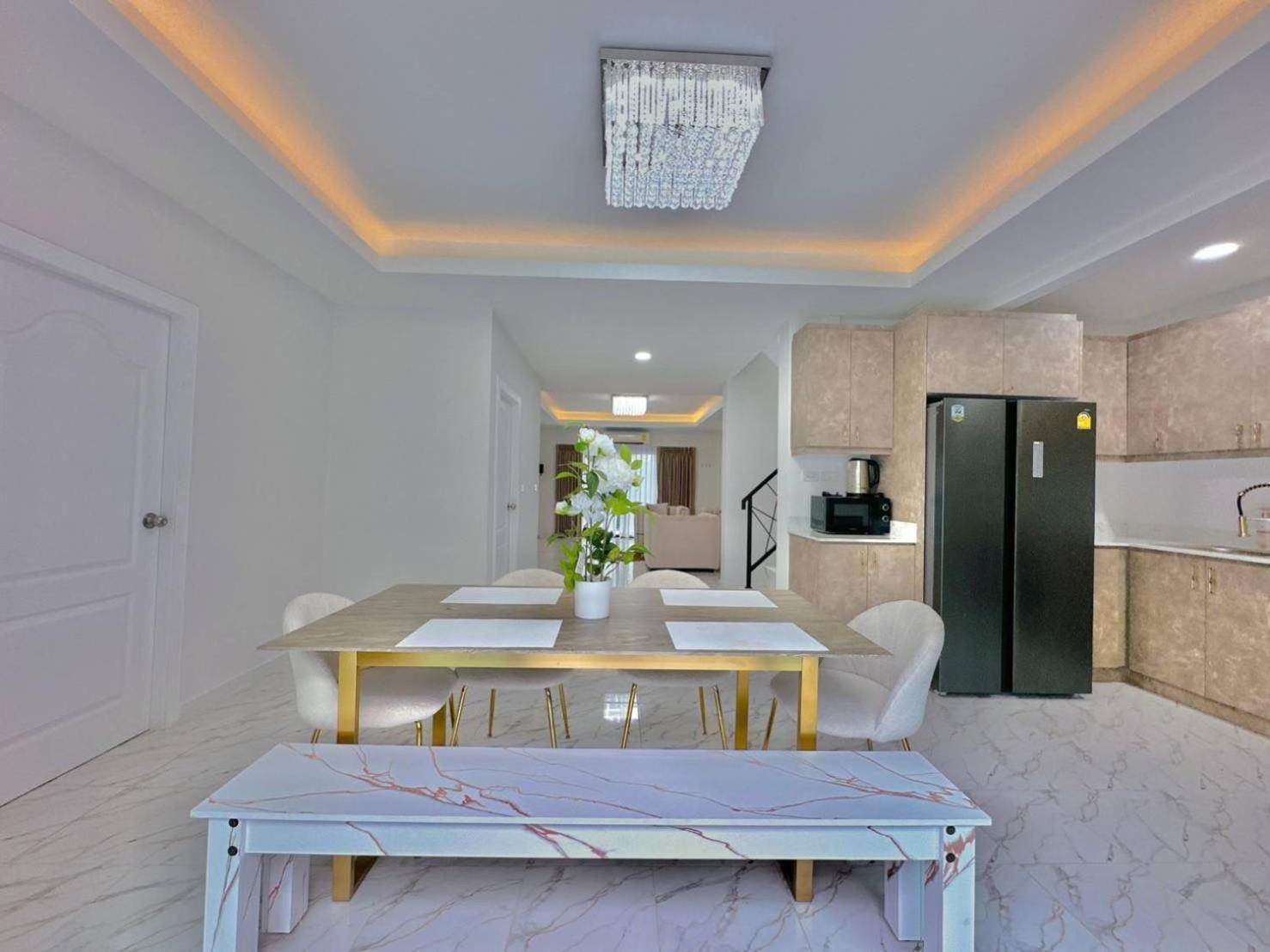 4Bedroom Pool Villa Near Walking St Bonk Pattaya Dış mekan fotoğraf