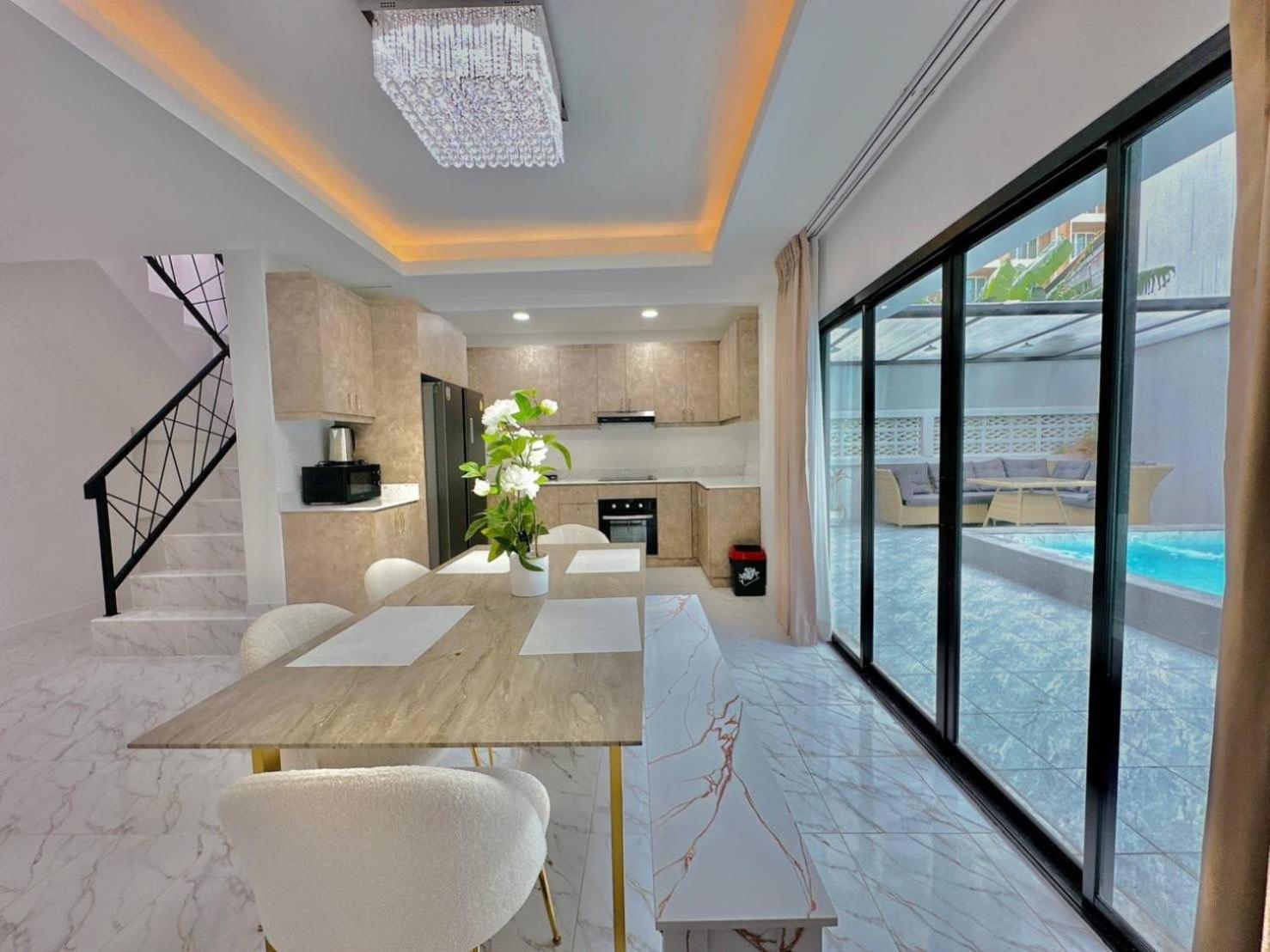 4Bedroom Pool Villa Near Walking St Bonk Pattaya Dış mekan fotoğraf