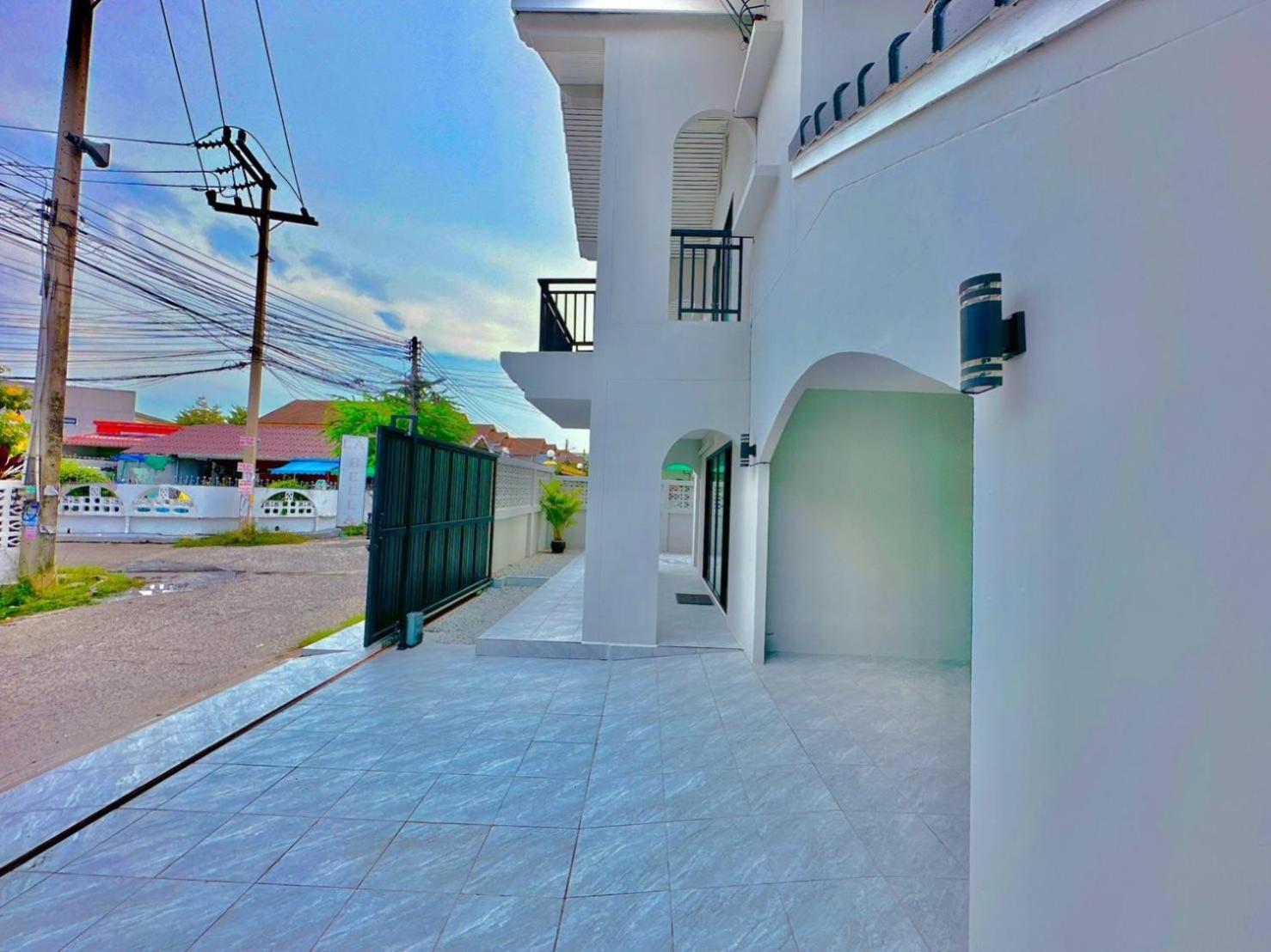 4Bedroom Pool Villa Near Walking St Bonk Pattaya Dış mekan fotoğraf